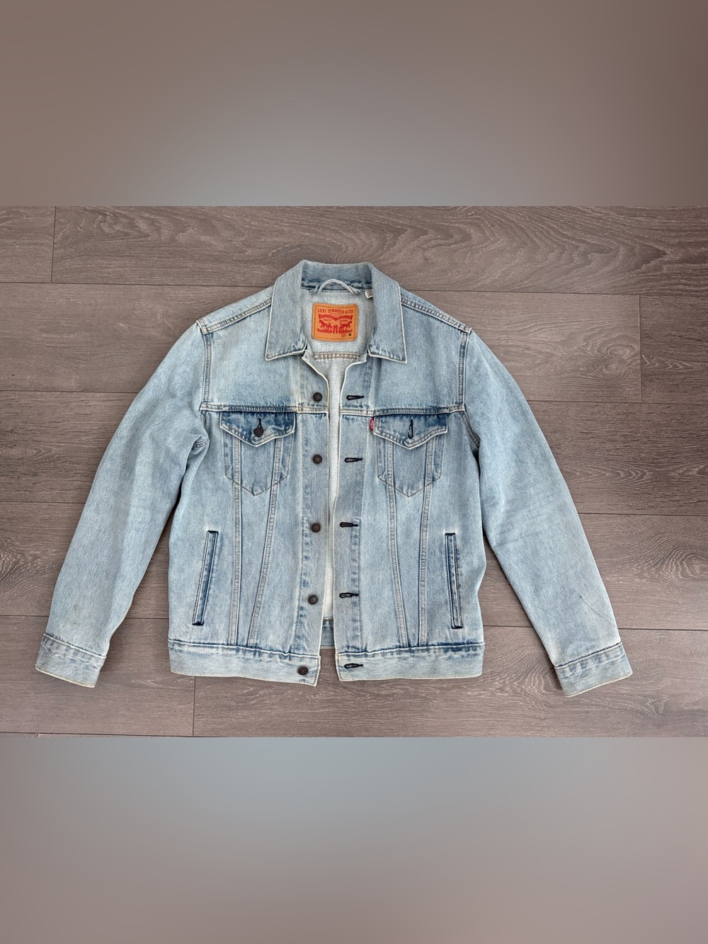 Light Wash Denim Jacket - Classic Men's Jean Jacket denim medium Levi’s levis